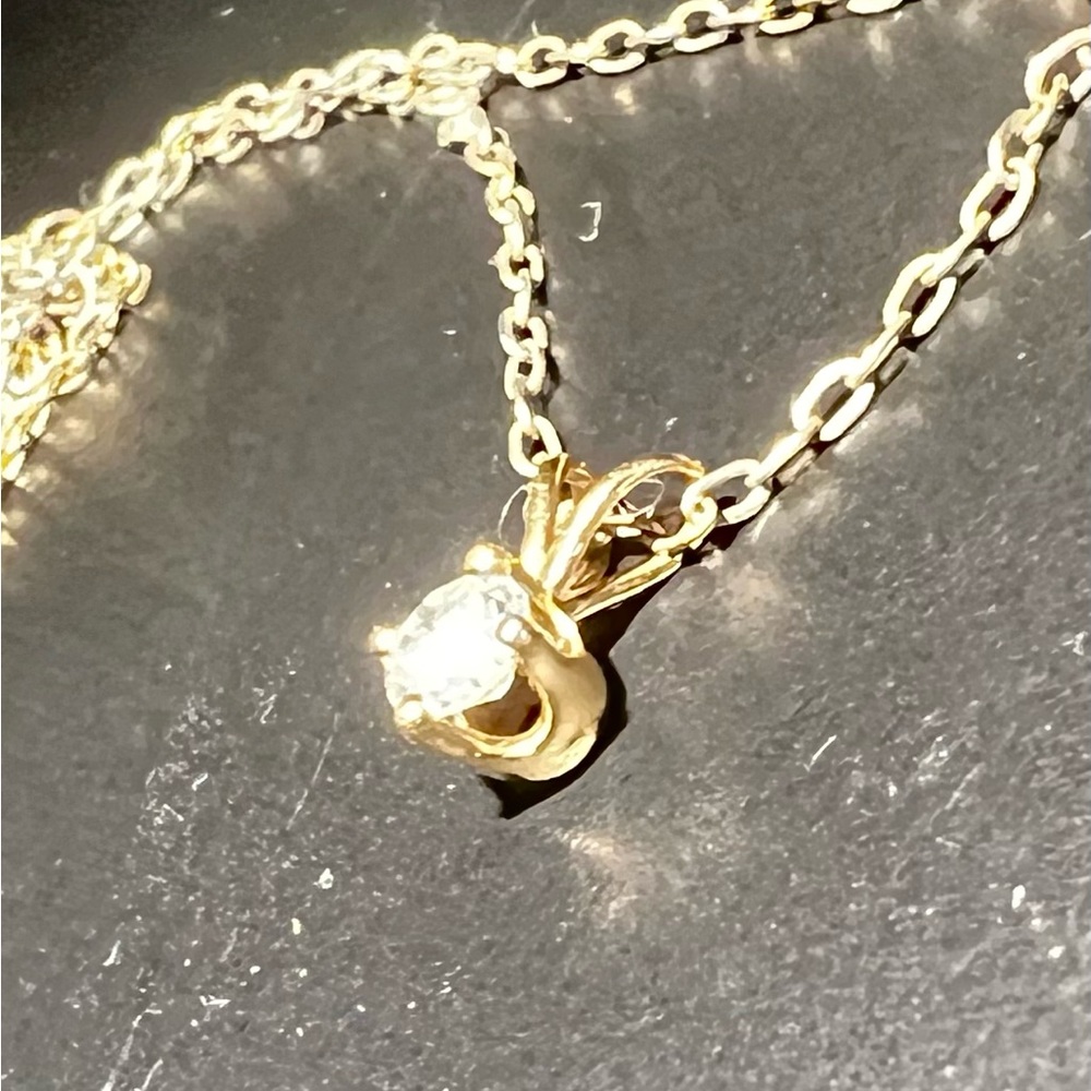Elegant Vintage Gold Natural Diamond Pendant 0.25-0.3 Ct - Picture 8 of 15